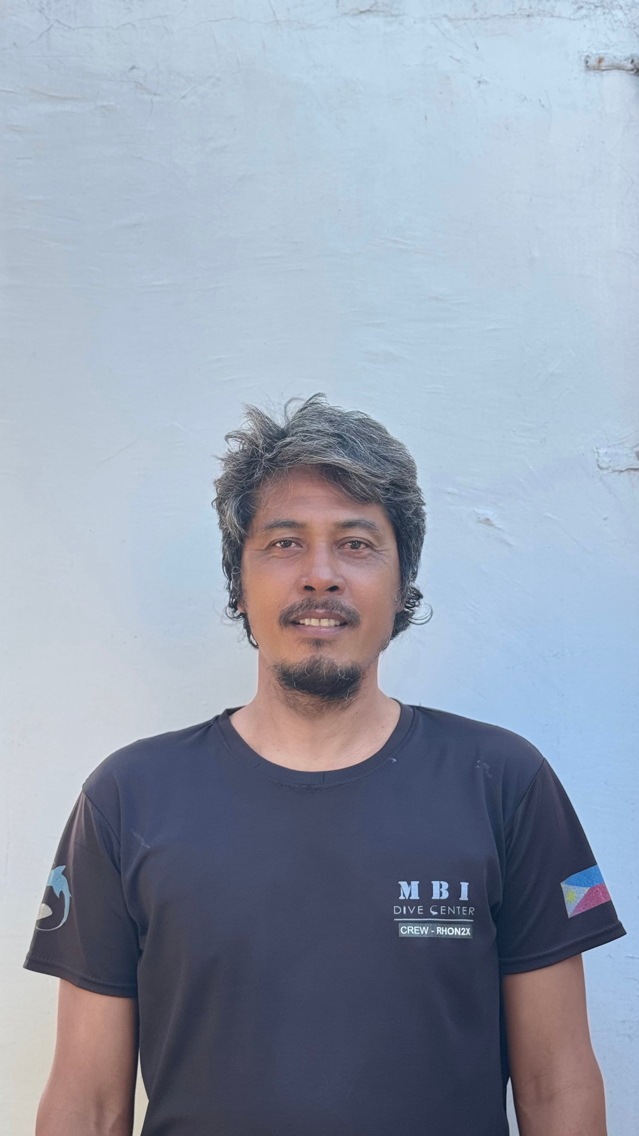 Rhon Arrabis, Dive Master